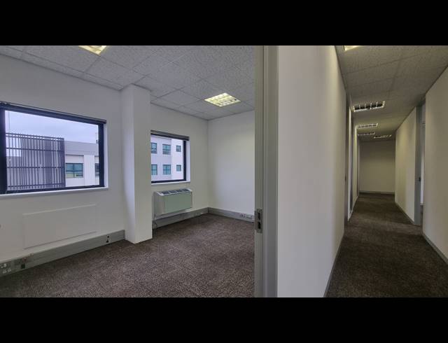 222M² OFFICE TO LET IN CENTURY CITY